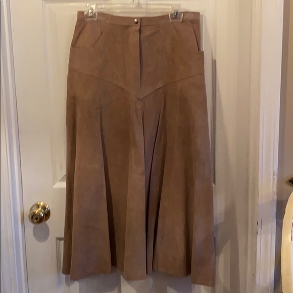 Vintage Dresses & Skirts - Vintage leather pleated skirt with pockets
